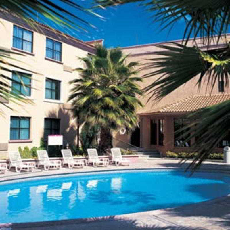Fiesta Inn Saltillo Kültér fotó