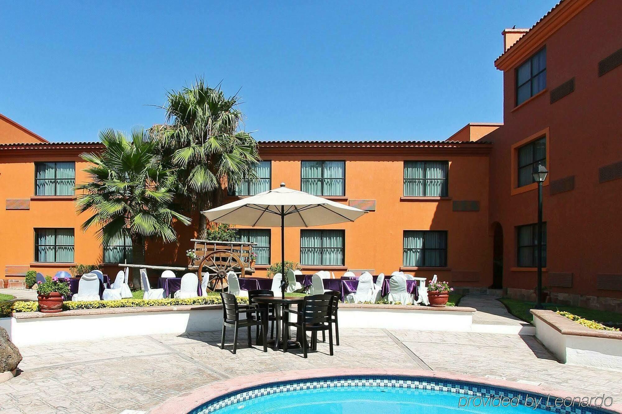 Fiesta Inn Saltillo Kültér fotó